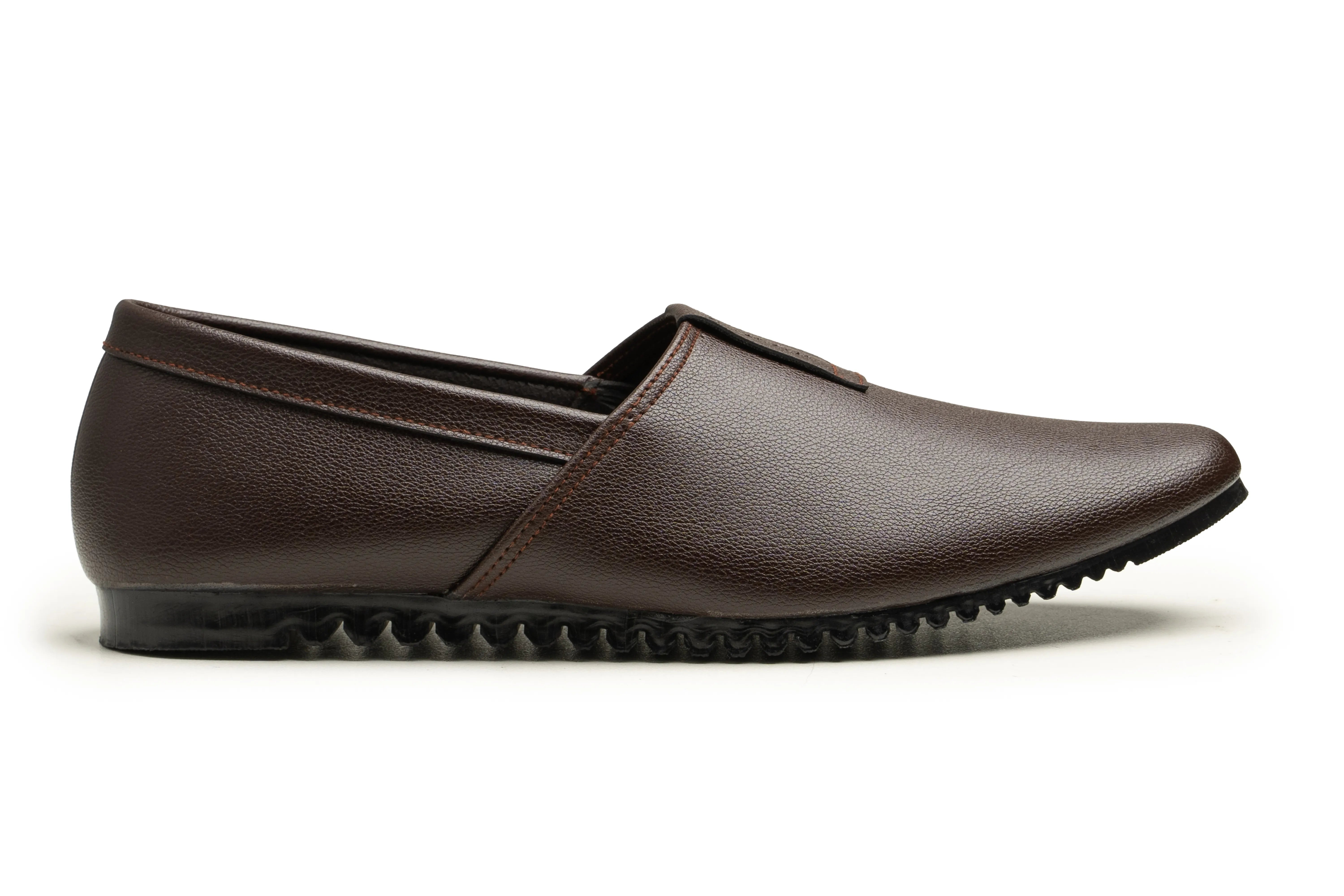 Brown Sleek Serpent